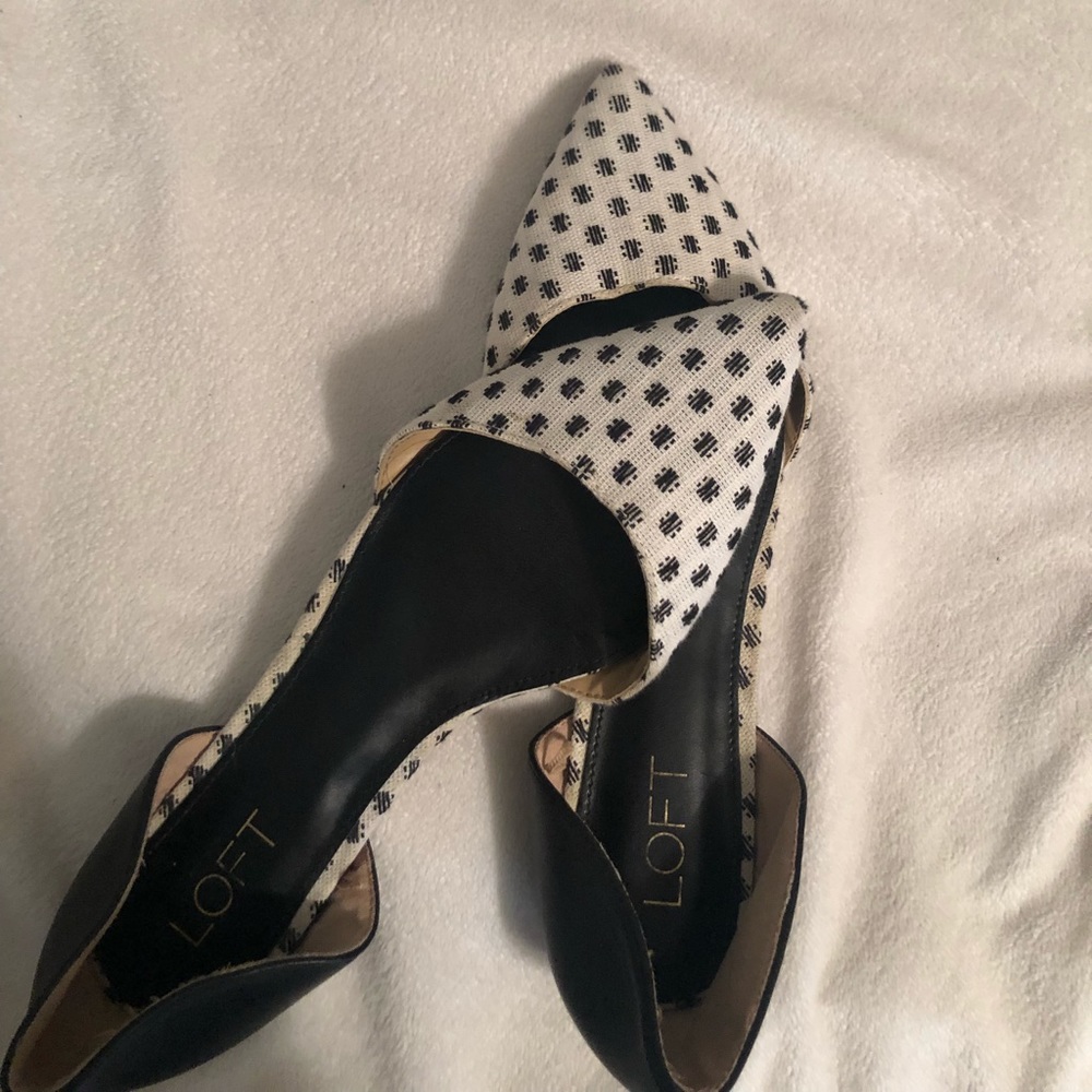 LOFT flats; size 7